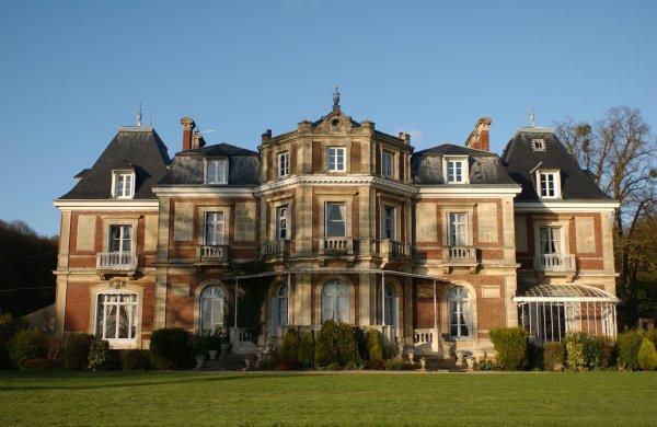 Hénouville Chateau