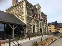 Montreuil Le Gast Mairie