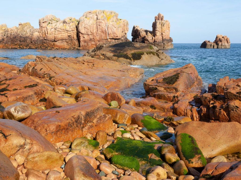 La Côte De Granit Rose